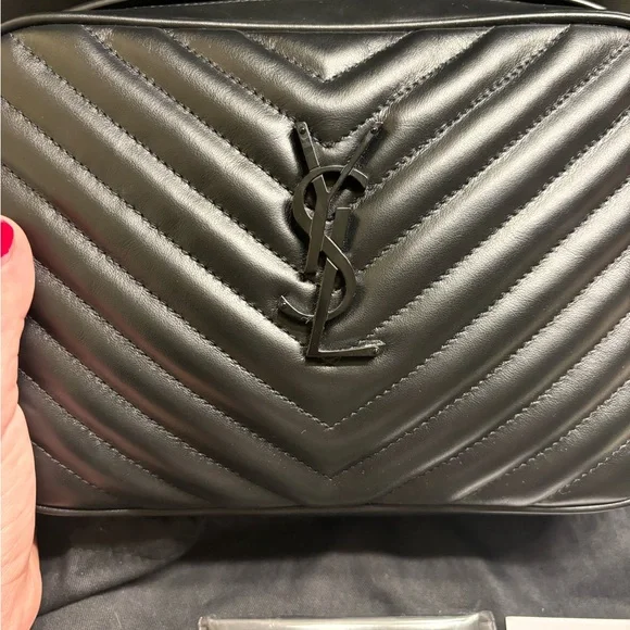 Saint Laurent Lou Lou Medium YSL Camera Bag with Pocket in Quilted Leather - Picture 7 of 15